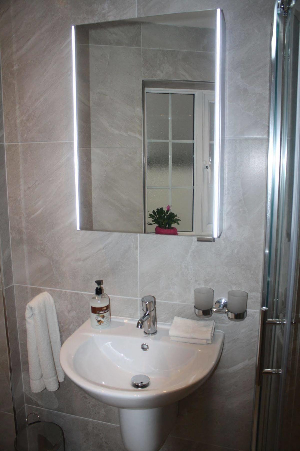 Bed and Breakfast Almanii Дублин Экстерьер фото